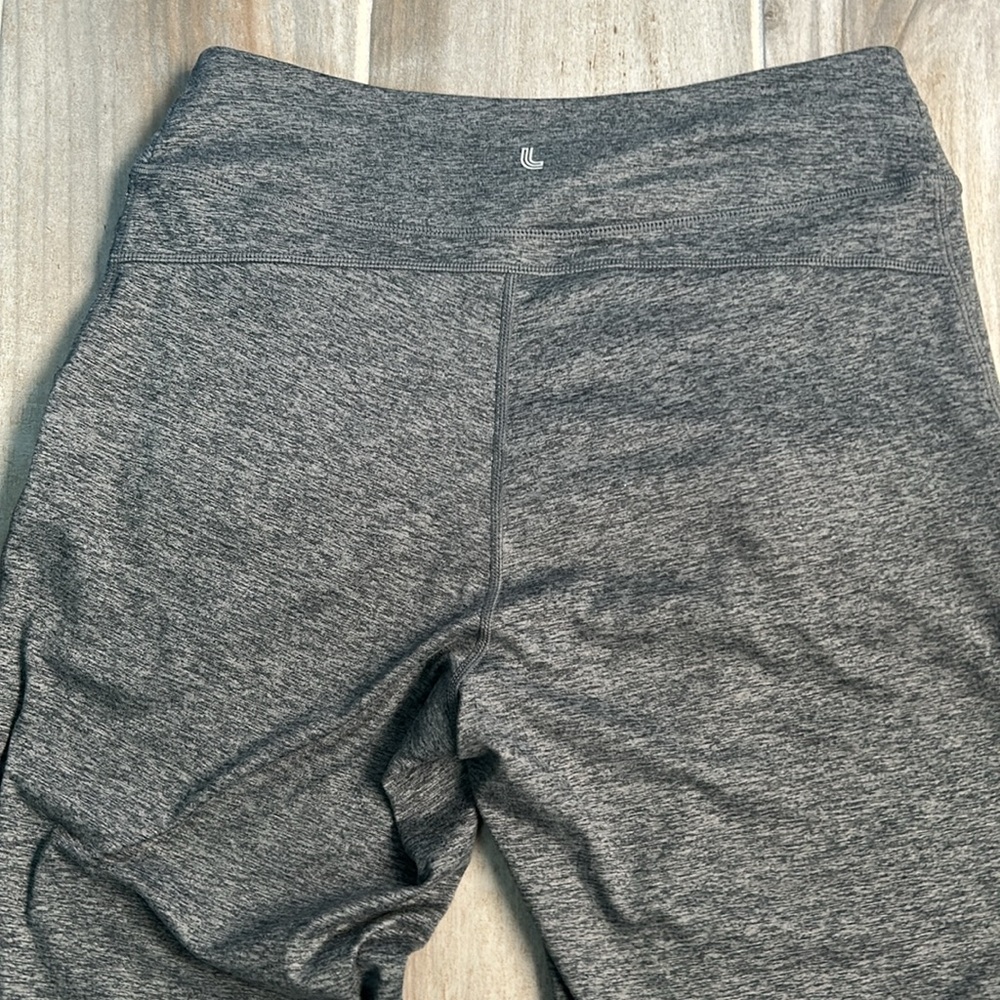 Woman’s Lole sweatpants - Picture 8 of 9